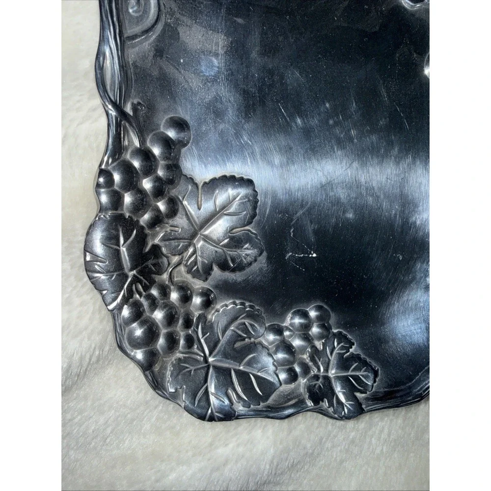Arthur Court 2010 Grape Catch-All Aluminum Coupe Tray 9.5
